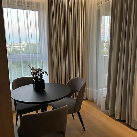 Apartament *